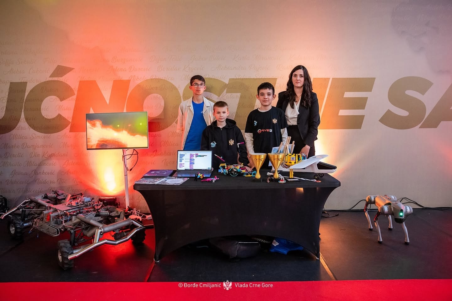 Cover photo: FIRST LEGO League champions at the Independence Day celebration